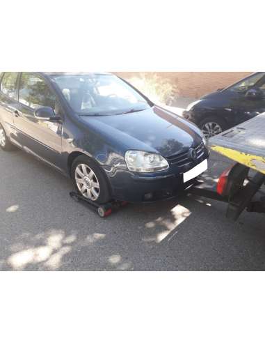 volkswagen golf v berlina (1k1) del año 2004