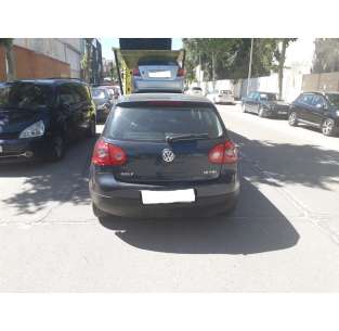 volkswagen golf v berlina (1k1) del año 2004 2
