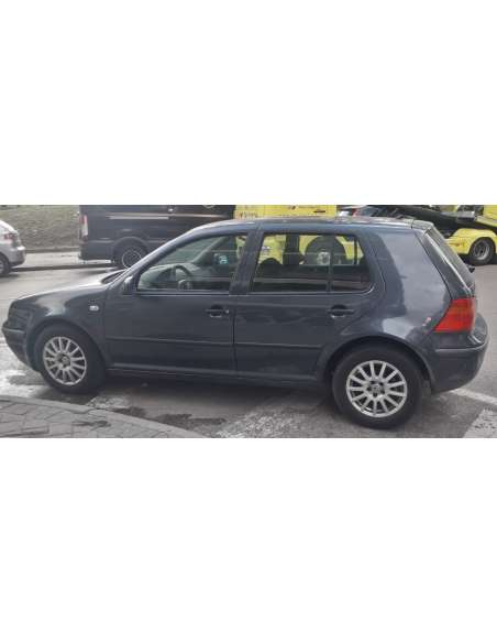 volkswagen golf iv berlina (1j1) del año 2000