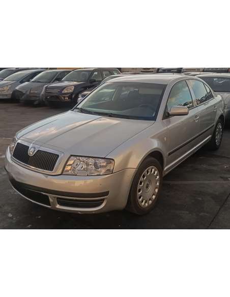 skoda superb (3u4) del año 2004