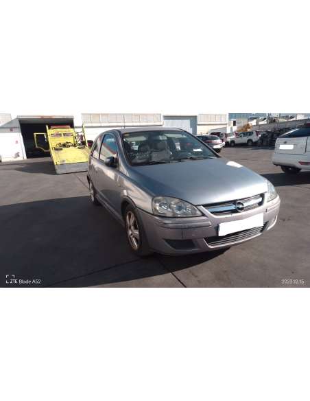 opel corsa c del año 2004