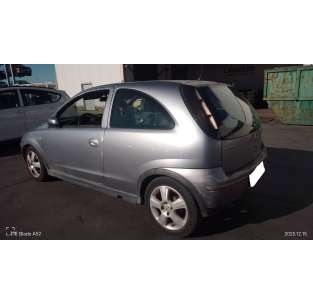 opel corsa c del año 2004 2