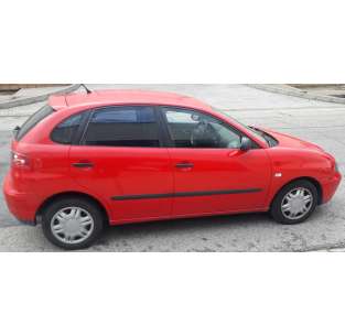 seat ibiza (6l1) del año 2003 2