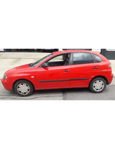 seat ibiza (6l1) del año 2003