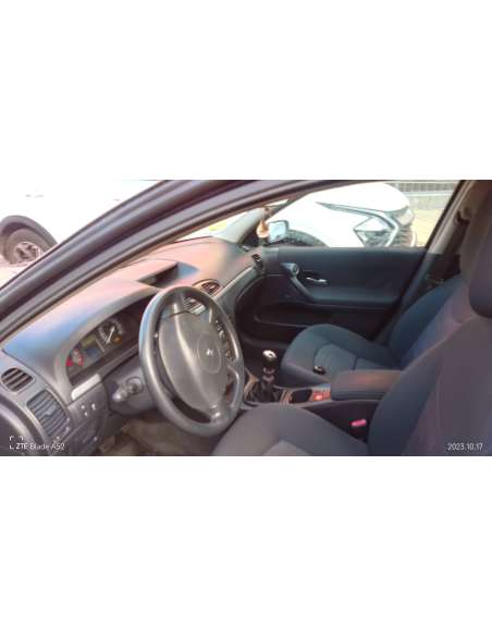 renault laguna ii (bg0) del año 2006