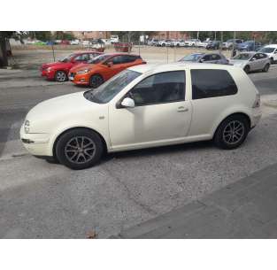 volkswagen golf iv berlina (1j1) del año 2009 2