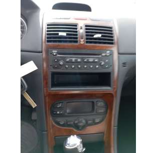 peugeot 307 (s1) del año 2002 2