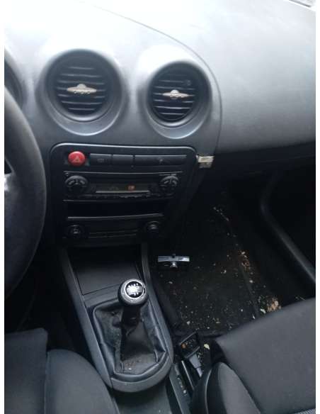 seat ibiza (6l1) del año 2005