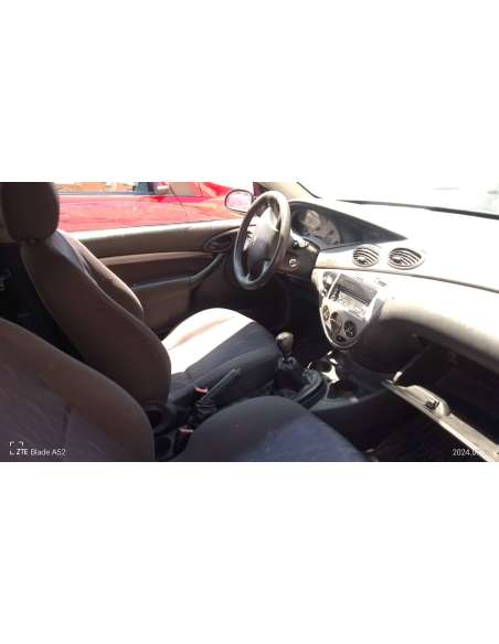 ford focus berlina (cak) del año 2002