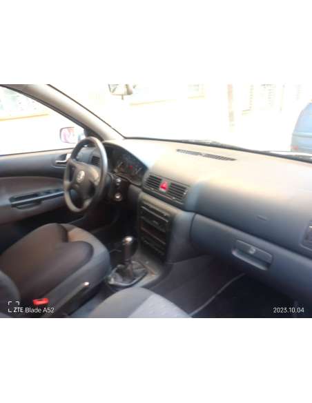 skoda octavia berlina (1u2) del año 2006