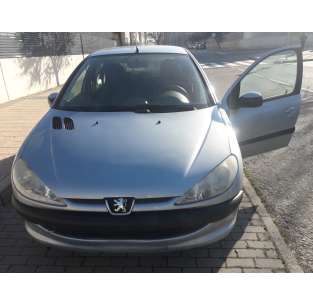 peugeot 206 berlina del año 2005