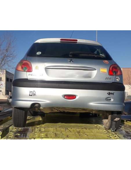 peugeot 206 berlina del año 2005