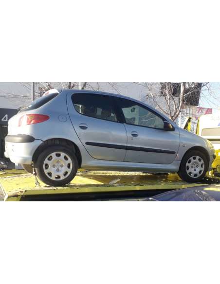 peugeot 206 berlina del año 2005