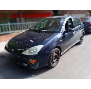 ford focus berlina (cak) del año 2000