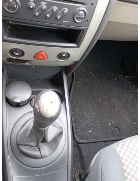 renault megane ii classic berlina del año 2004