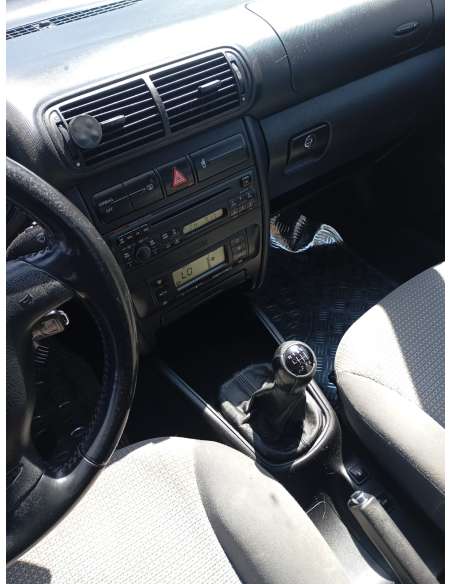 seat toledo (1m2) del año 2004