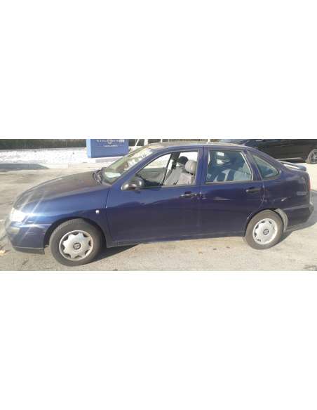 seat cordoba berlina (6k2) del año 2001