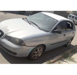 seat ibiza (6l1) del año 2002 2
