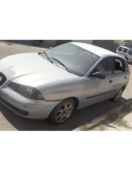 seat ibiza (6l1) del año 2002