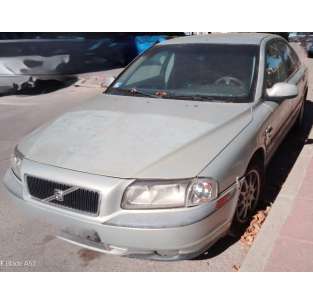 volvo s80 berlina del año 1999