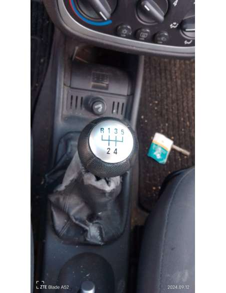 opel corsa c del año 2003