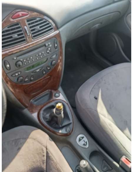 citroën c5 berlina del año 2003