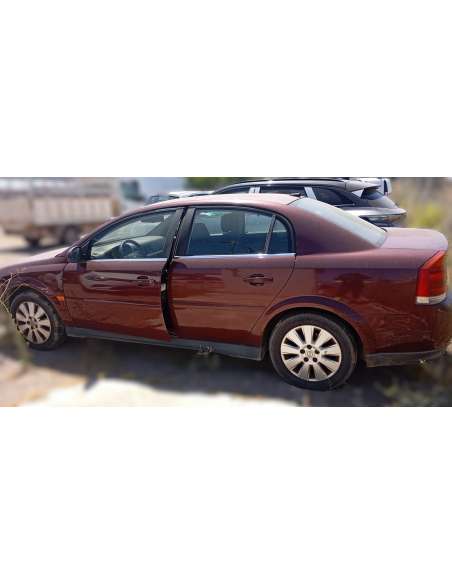 opel vectra c berlina del año 2002