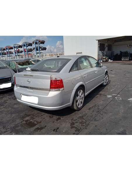 opel vectra c berlina del año 2006
