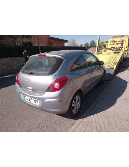 opel corsa d del año 2007