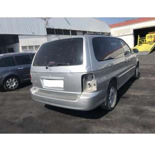 kia carnival ii del año 2003 2