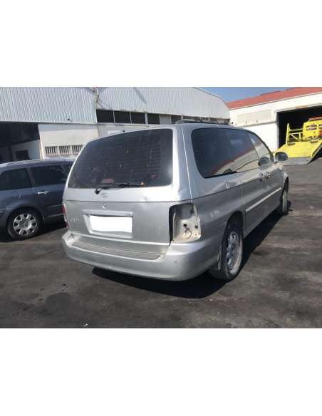 kia carnival ii del año 2003