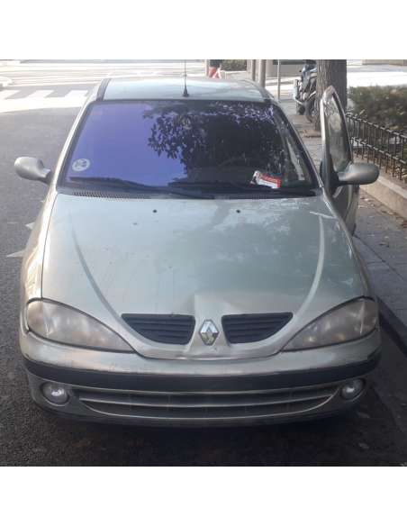 renault megane ii classic berlina del año 2003