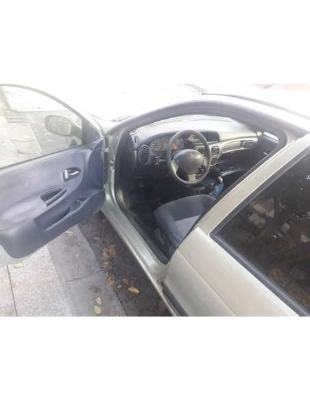 renault megane ii classic berlina del año 2003