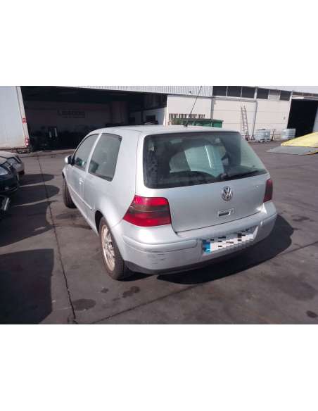 volkswagen golf iv berlina (1j1) del año 2001
