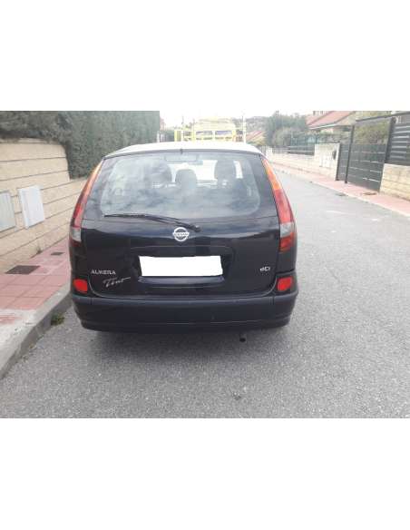 nissan almera tino (v10m) del año 2005