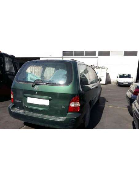 kia carnival del año 2001