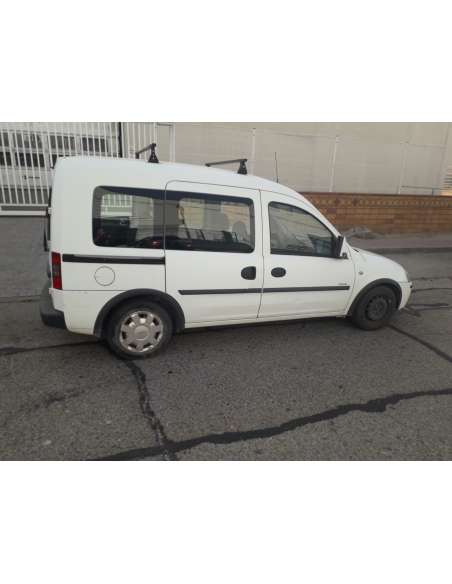 opel combo (corsa c) del año 2004
