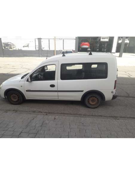 opel combo (corsa c) del año 2004