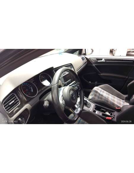 volkswagen golf vii lim. del año 2015