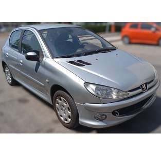 peugeot 206 berlina del año 2005