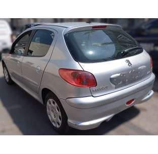 peugeot 206 berlina del año 2005 2