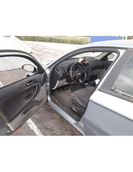 alfa romeo 147 (190) del año 2001