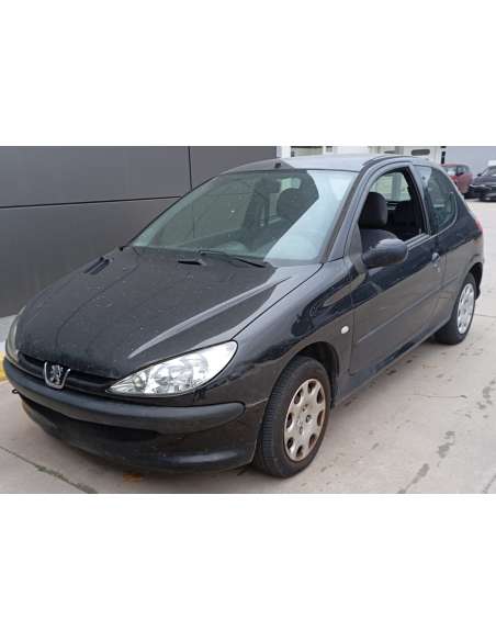 peugeot 206 berlina del año 2004