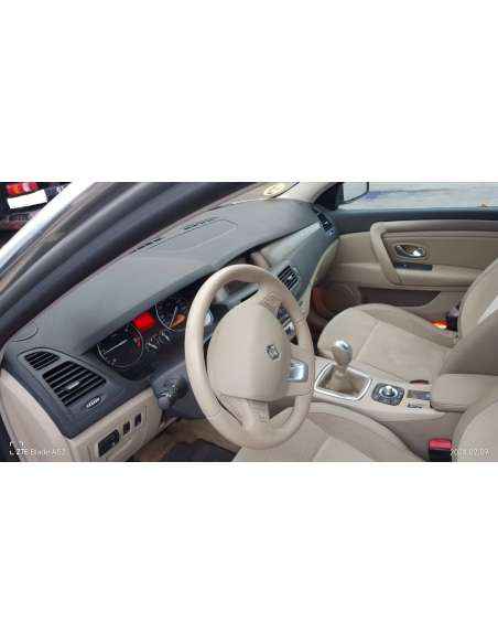 renault laguna iii del año 2009