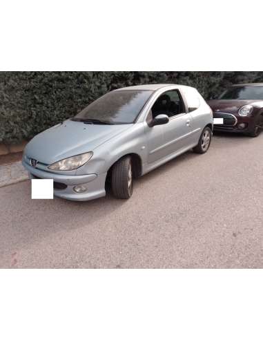 peugeot 206 berlina del año 2003