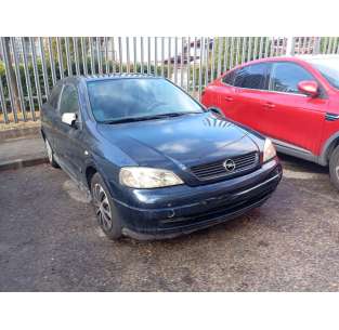 opel astra g berlina del año 2002