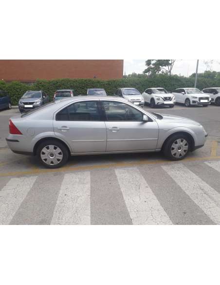 ford mondeo berlina (ge) del año 2004