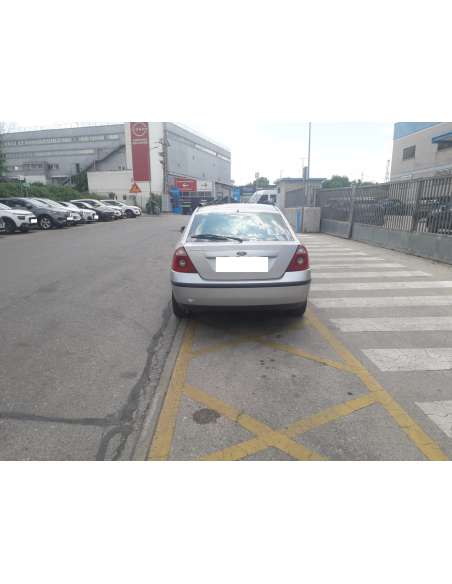 ford mondeo berlina (ge) del año 2004