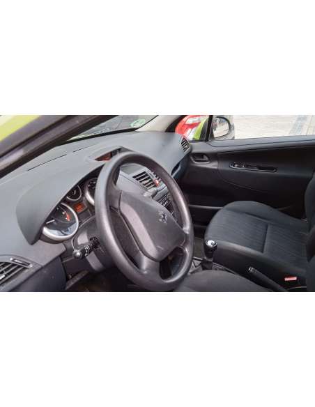 peugeot 207 del año 2007
