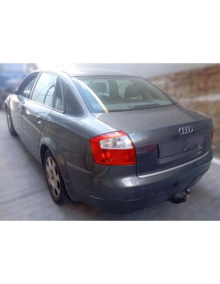audi a4 berlina (8e) del año 2002